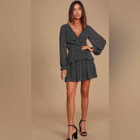 LULUS Tell You I Love You Black Floral Print Twist-Front Tiered Mini Dress Small - Picture 2 of 9